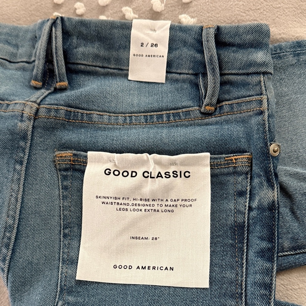 Good American Light Blue Good Classic Sz 2/26 Inseam 28”